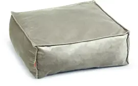 Designed by Lotte Velveti kattenkussen fluweel grijs 50x50x20 cm kopen?